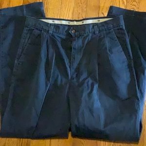 Men’s Dockers. Very good condition.